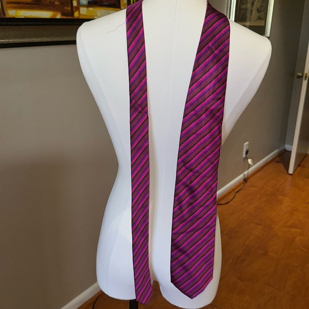 Paul Smith 100% silk tie